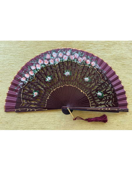 Abanico bolso flores calado