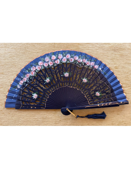 Abanico bolso flores calado
