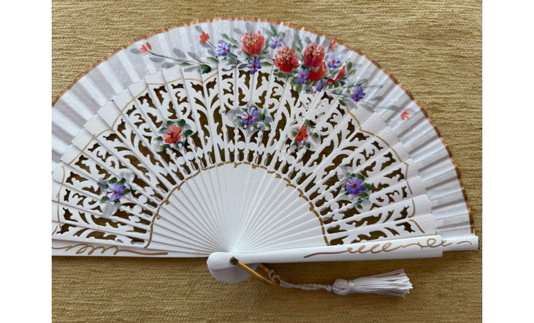 Abanico bolso flores calado