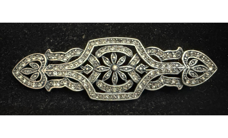 Broche mantilla plata