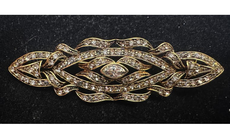 Broche plata mantilla