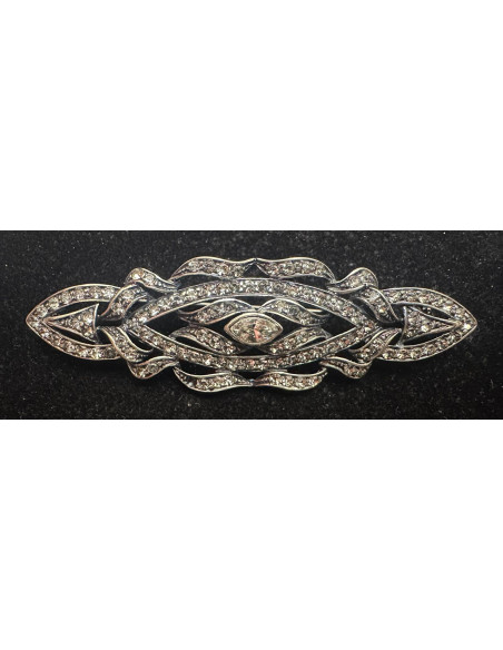 Broche plata mantilla