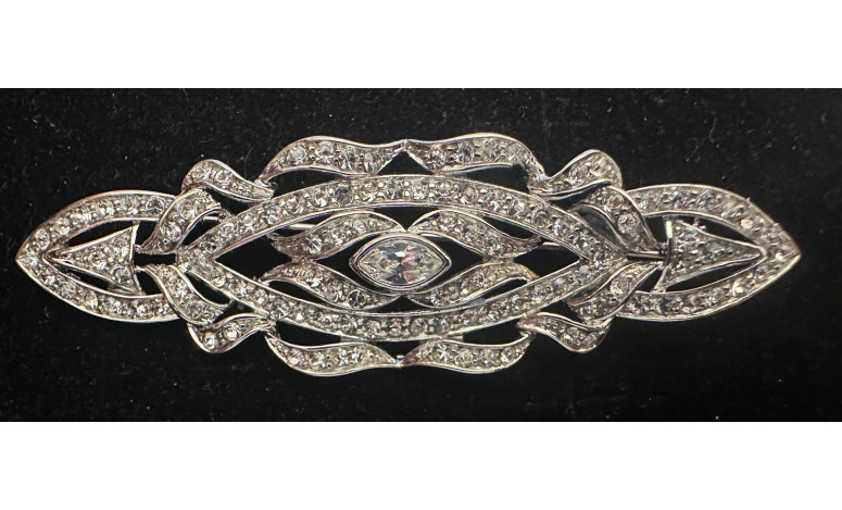 Broche plata mantilla