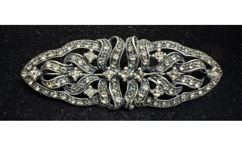 Broche mantilla plata