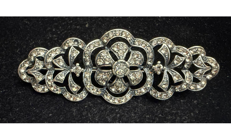 Broche mantilla plata