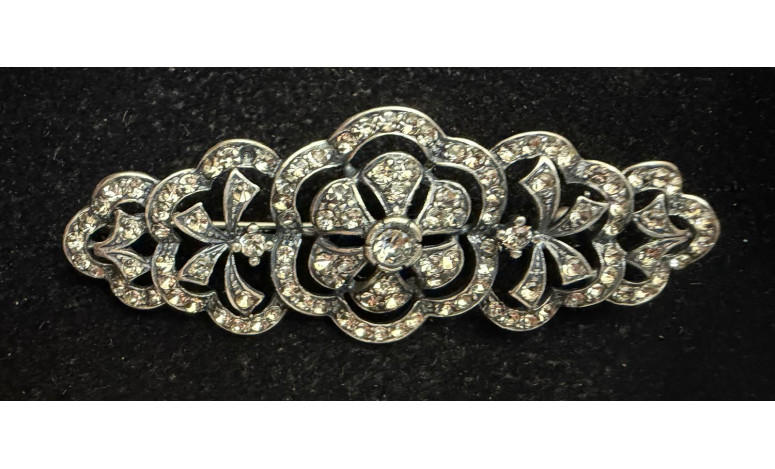 Broche mantilla plata