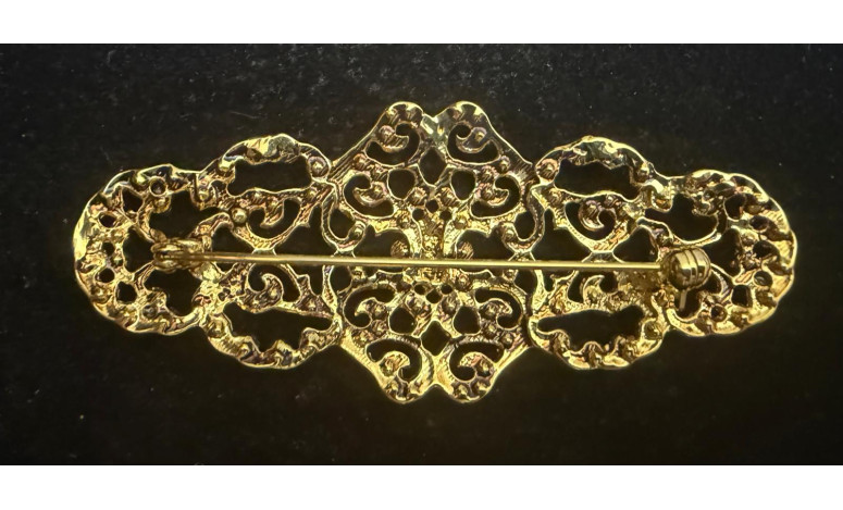 Broche mantilla rodio
