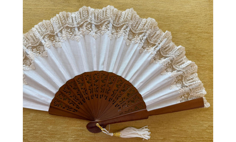 Abanico puntilla marfil