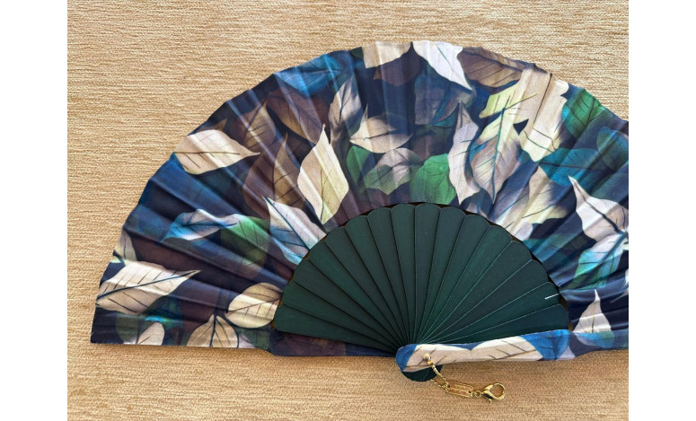 Abanico batik flores