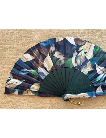 Abanico batik flores