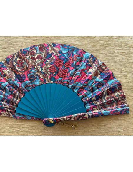 Abanico batik flores