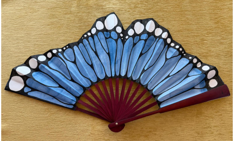 Abanico seda peral ala mariposa
