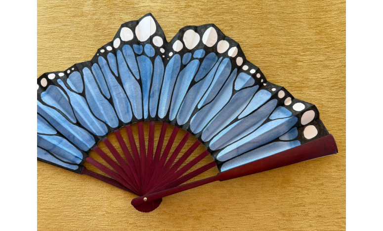 Abanico seda peral ala mariposa