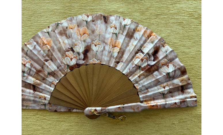 Abanico batik flores