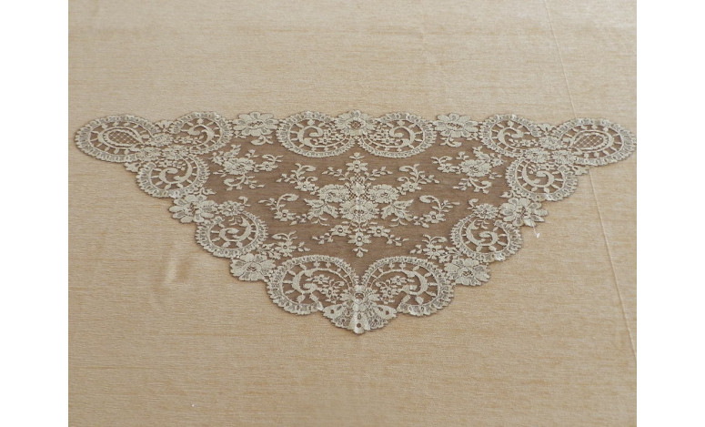 Mantilla triangular 60*120
