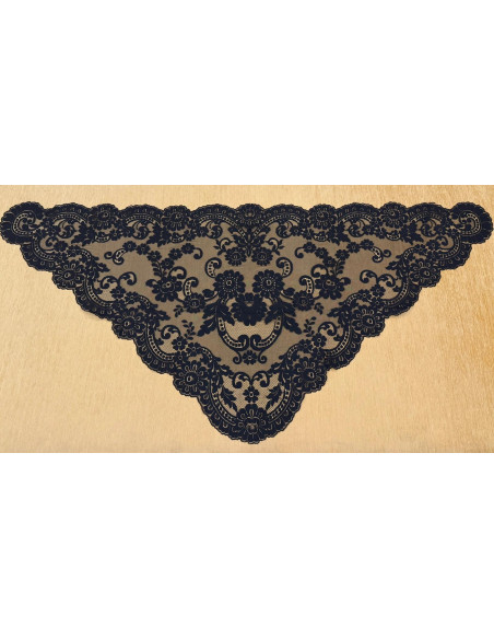 Mantilla triangular 80*165