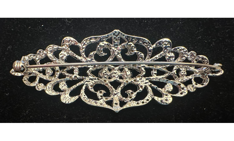 Broche mantilla rodio