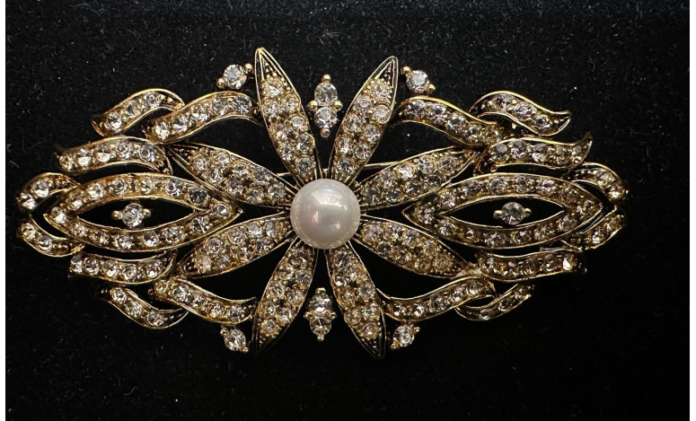 Broche mantilla rodio