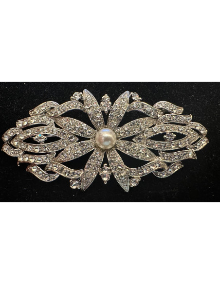 Broche mantilla rodio
