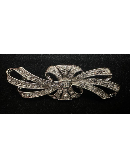 Broche mantilla rodio
