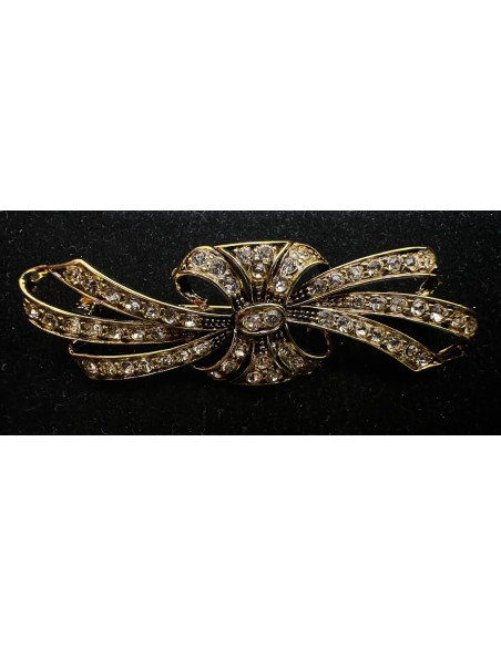 Broche mantilla rodio