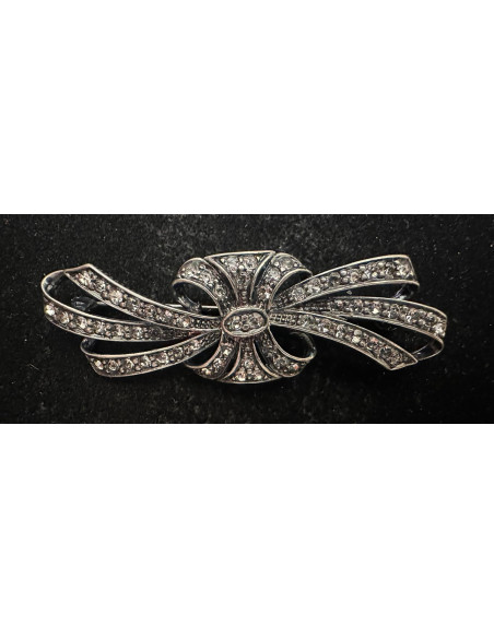 Broche mantilla rodio