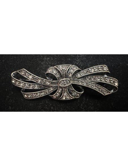 Broche mantilla rodio