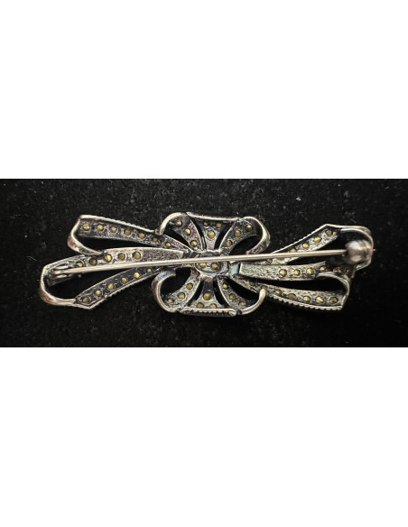 Broche mantilla rodio