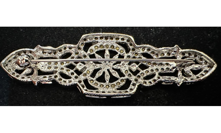 Broche mantilla rodio