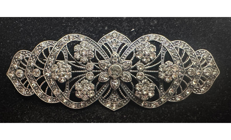 Broche mantilla rodio