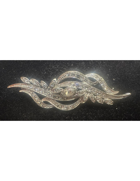 Broche mantilla rodio