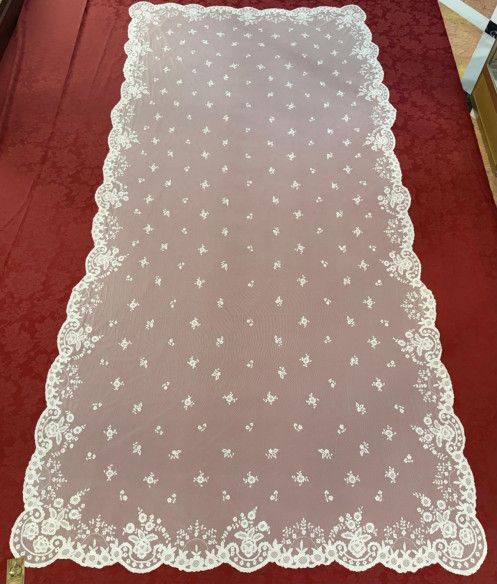 Manto novia mano seda 150*320