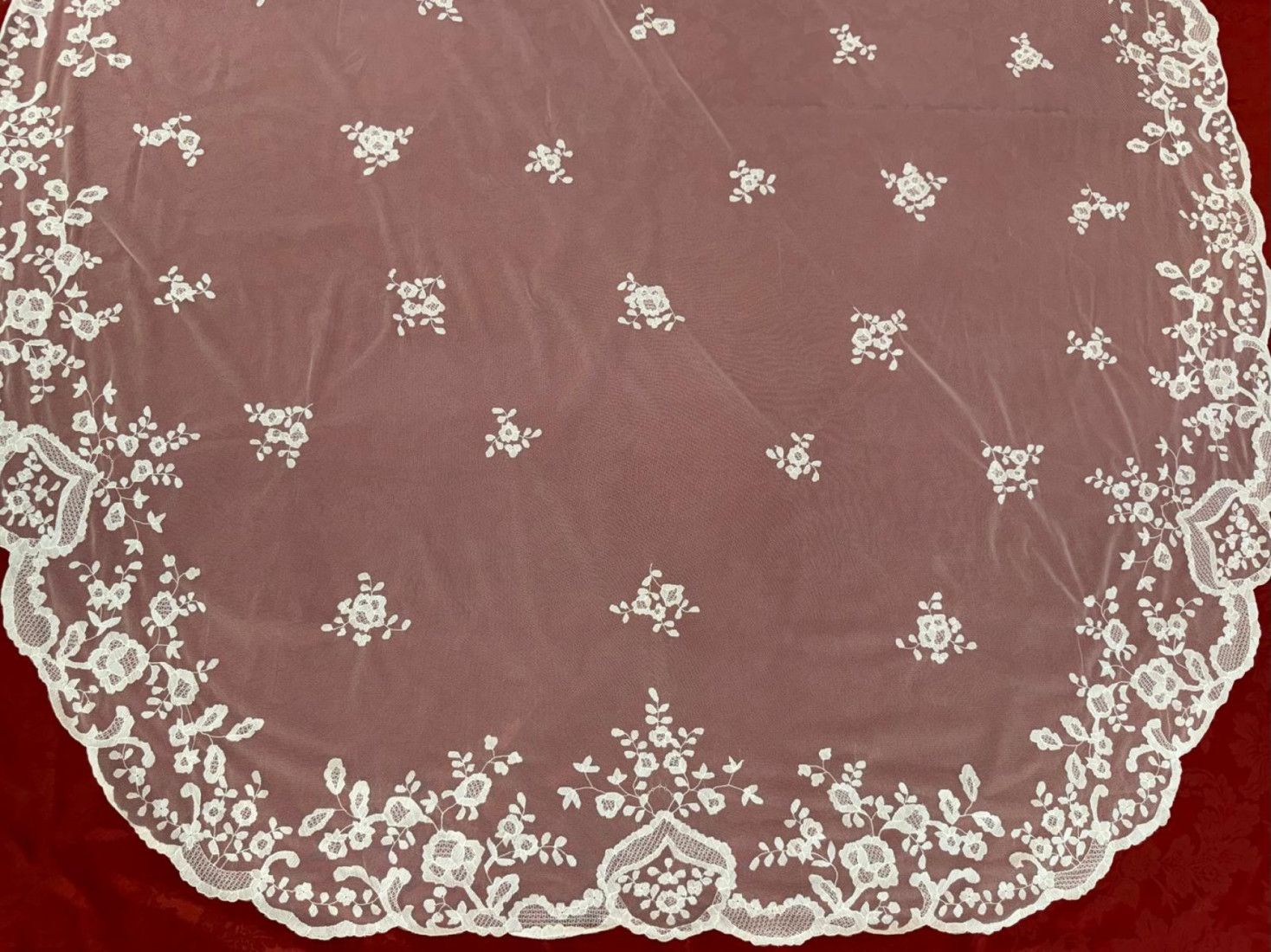 Manto novia mano seda 180*350