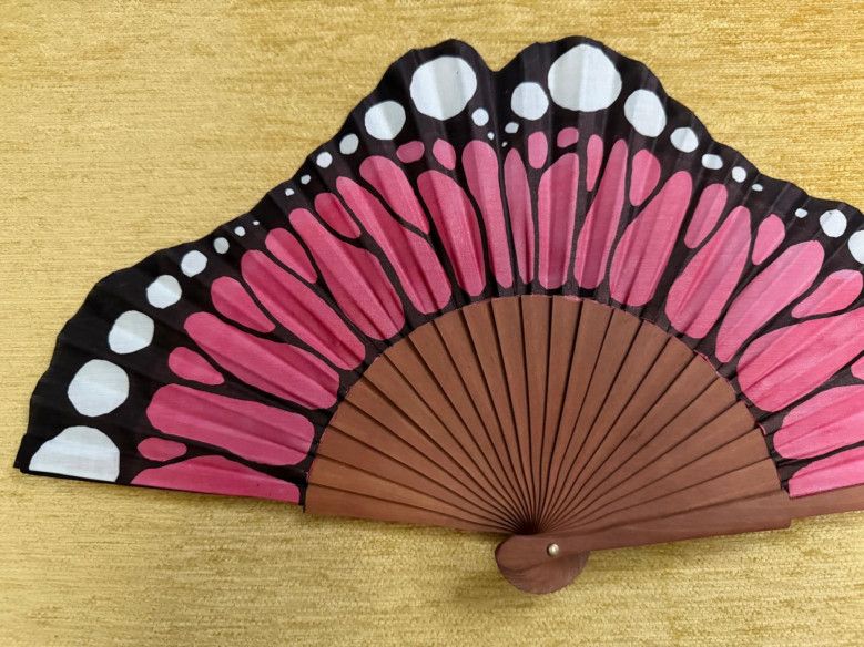 Abanico peral ala mariposa rosa