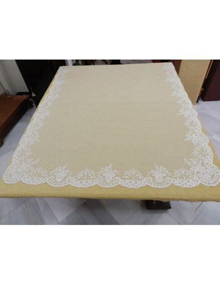 Manto de novia bordado a mano en seda 180*330