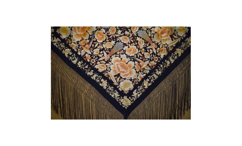 Mantón bordado a mano en seda 140cm