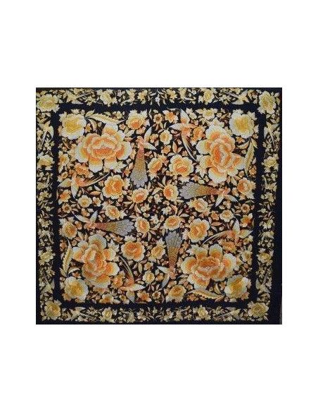 Mantón bordado a mano en seda 140cm