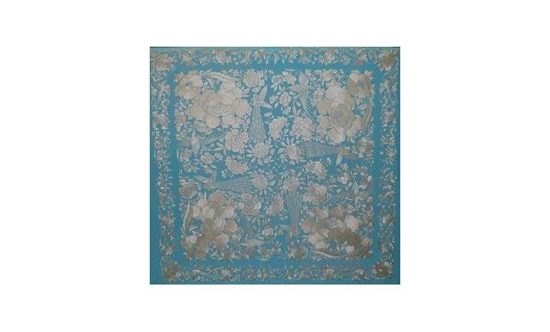 Mantón bordado a mano en seda 140cm