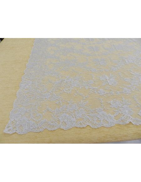 Mantilla bordada a máquina plata metalizada 115*200