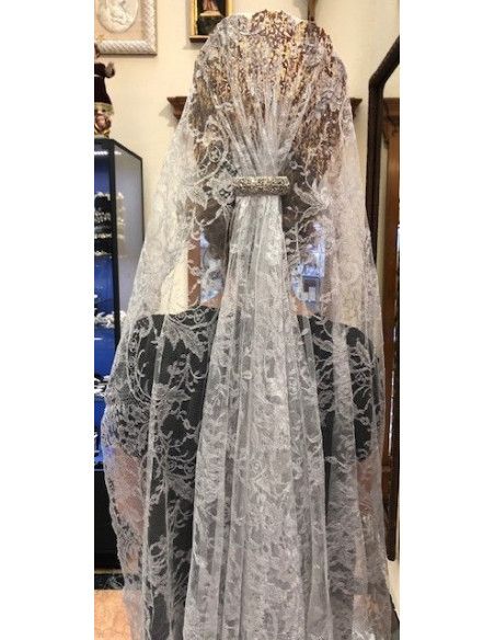 Mantilla bordada a máquina plata metalizada 115*200