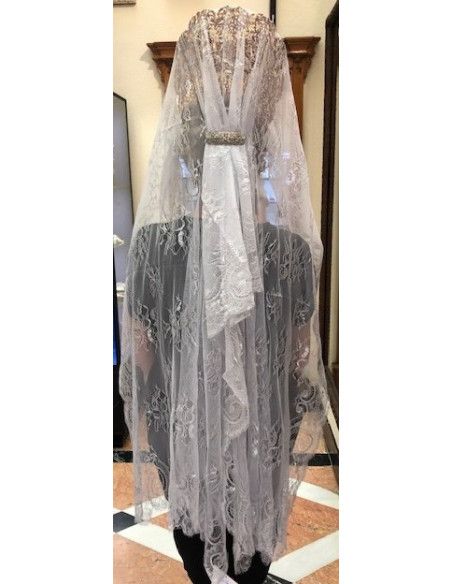 Mantilla bordada a máquina plata 100*220