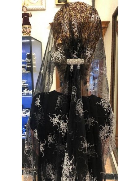 Mantilla bordada a máquina en color negro-plata 120*220