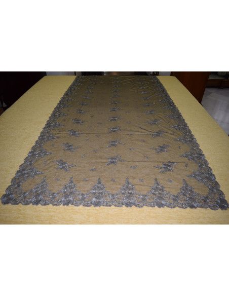 Mantilla bordada a máquina en color negro-oro 120*220