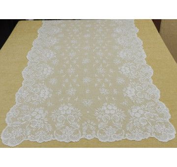 Mantilla bordada a mano en seda 2