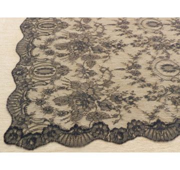 Mantilla bordada a máquina chantilly 110*220 2