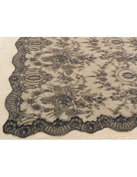 Mantilla bordada a máquina chantilly 110*220