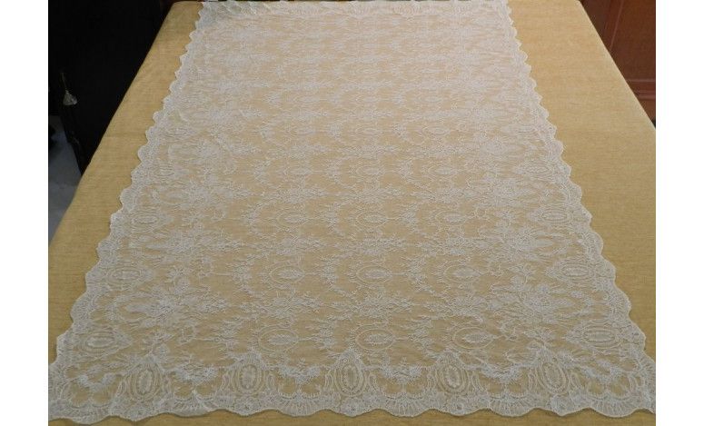 Mantilla bordada a máquina chantilly 110*220