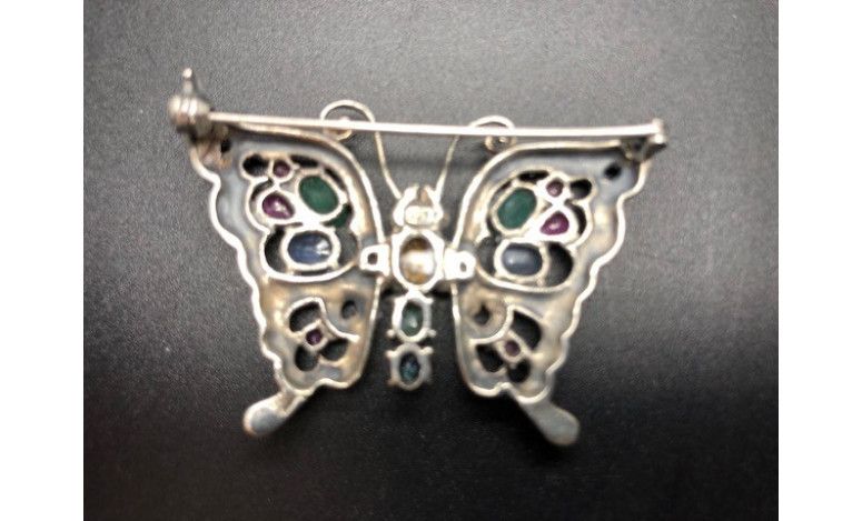 Broche mariposa plata con marcasitas y cristal...