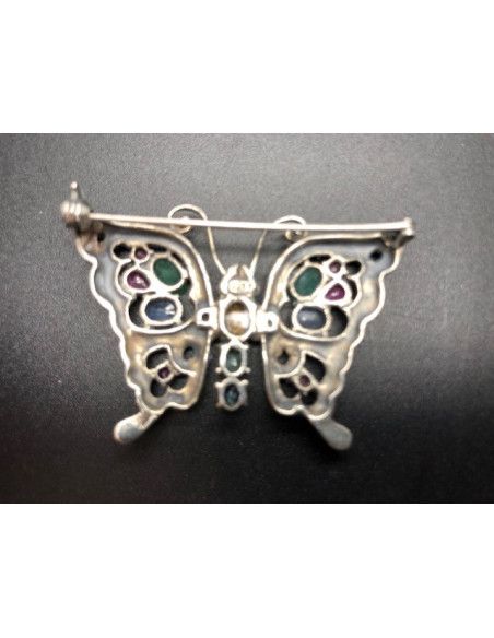 Broche mariposa plata con marcasitas y cristal colores