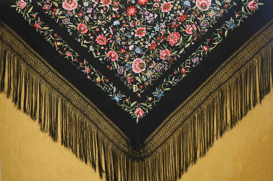 Mantón mano crespón 155cm